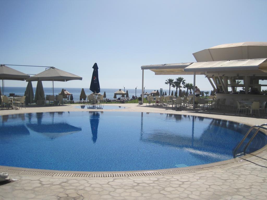 Polyxenia Isaak Luxury Villas And Apartments Protaras Exterior foto
